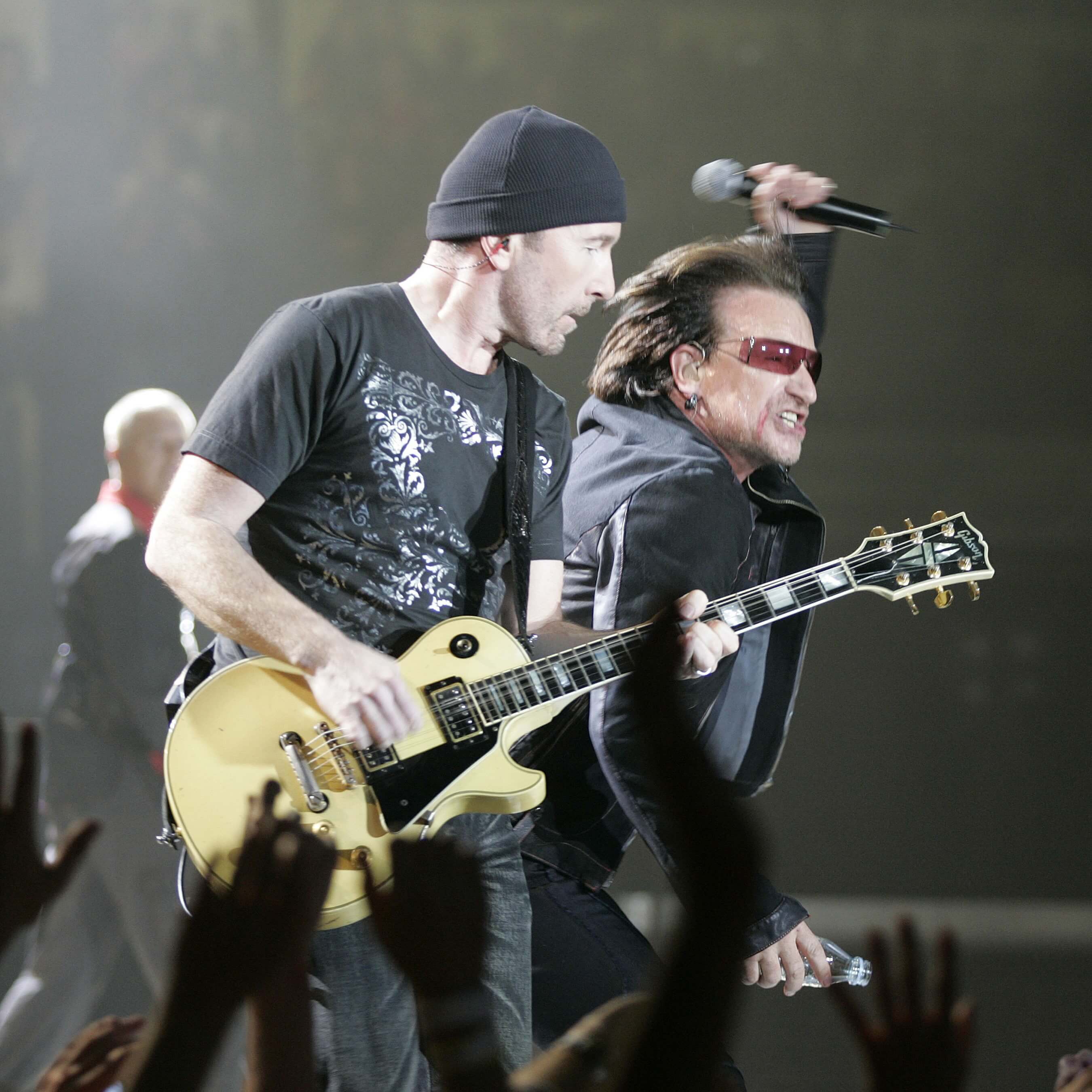 U2